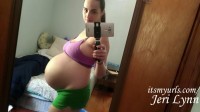  Jeri Lynn - 39 Weeks Pregnant Showing Off Body 